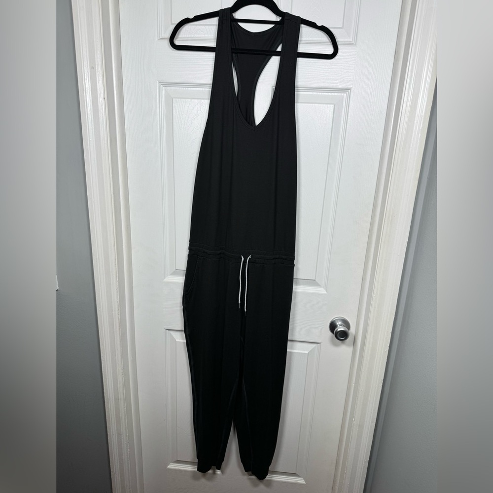 Vuori Black Racerback Jumpsuit Jogger Athleisure Travel Lounge Size L
